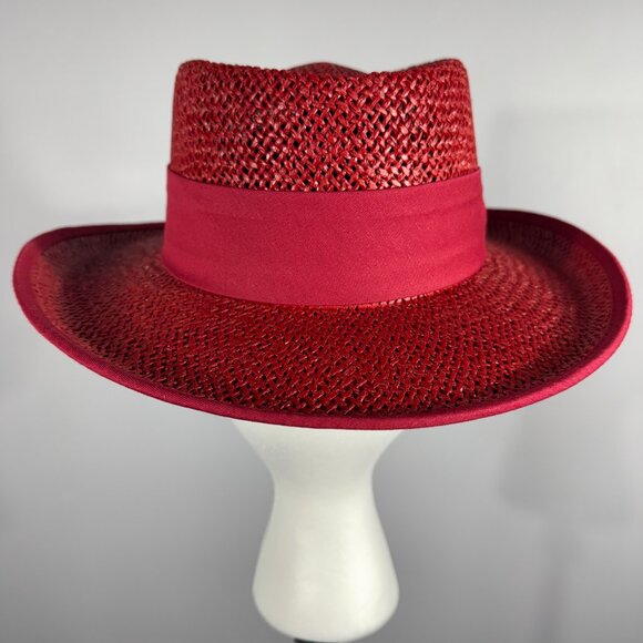 Kate Landry. Red Hat. - Picture 2 of 3